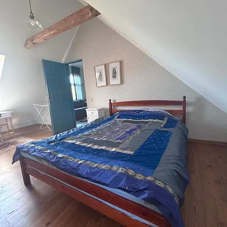 Tulbi Suvituskodu Apartman *